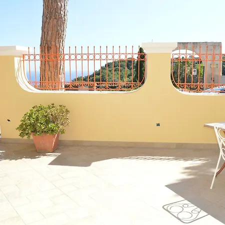 Polito Hotel Serrara Fontana