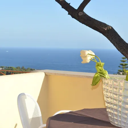 Polito Hotel 2*