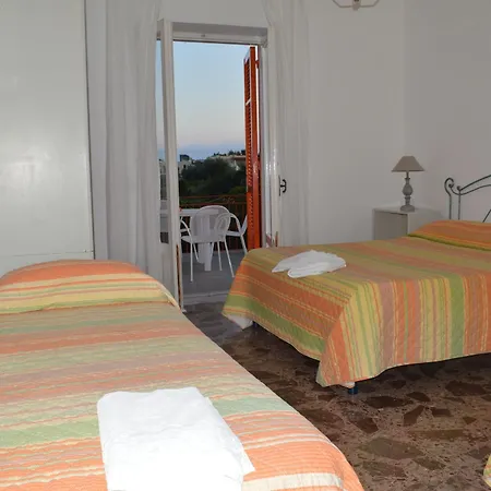 Polito Hotel Serrara Fontana