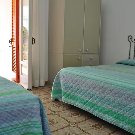 Polito Hotel 2*